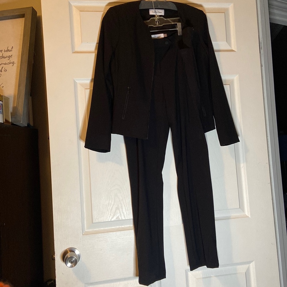 Calvin Klein women’s pant suit set